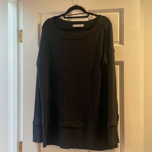 Free people black thermal. Size medium. With thumb holes. Lightly worn.